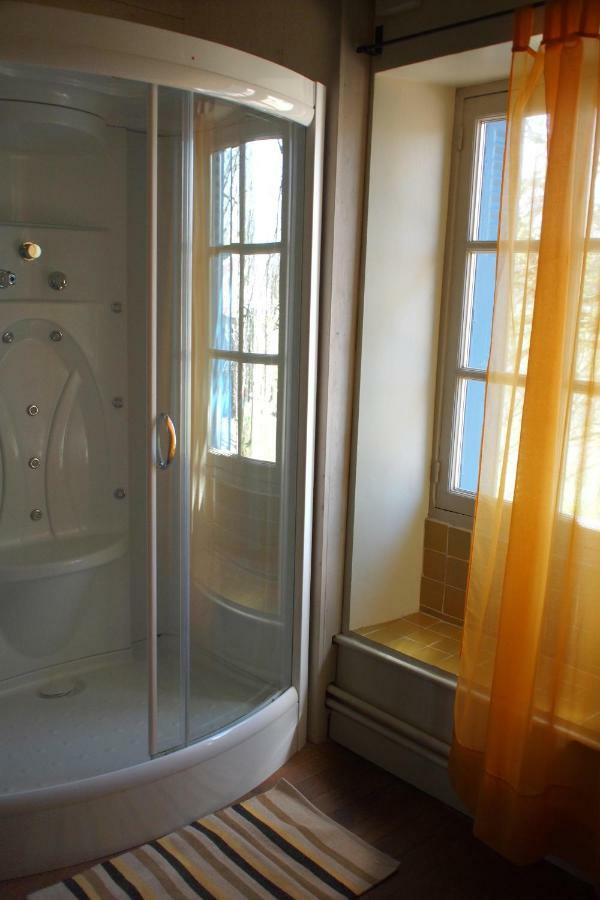 Bed and Breakfast Le Couvent De Neuviale Parisot  Exterior foto