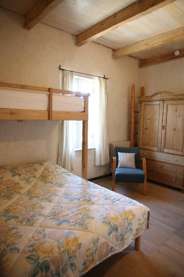 Bed and Breakfast Le Couvent De Neuviale Parisot  Exterior foto